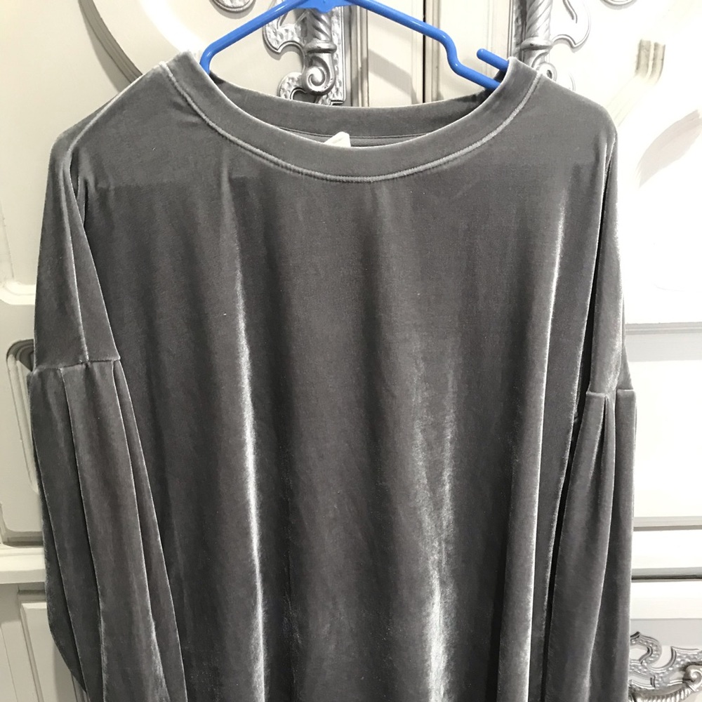 Silver Sheen Tunic with Drop Sleeves Medium/Large